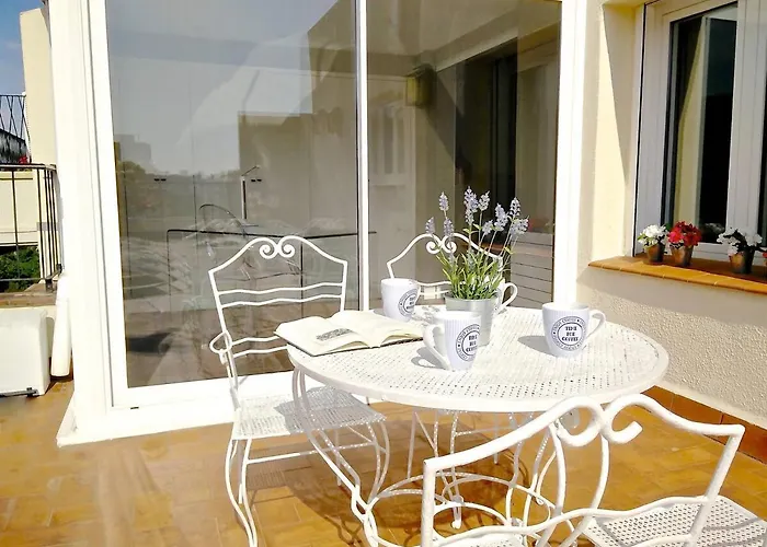 Ferran Pedralbes Penthouse Апартаменты *